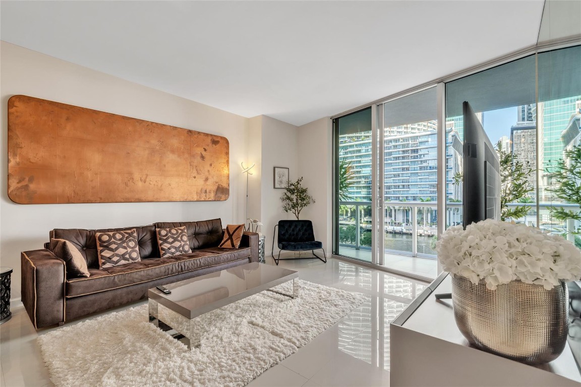 475 Brickell Avenue 512 Property Photo 7