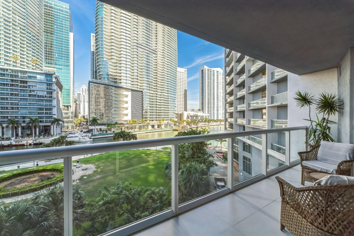 475 Brickell Avenue 512 Property Photo 23