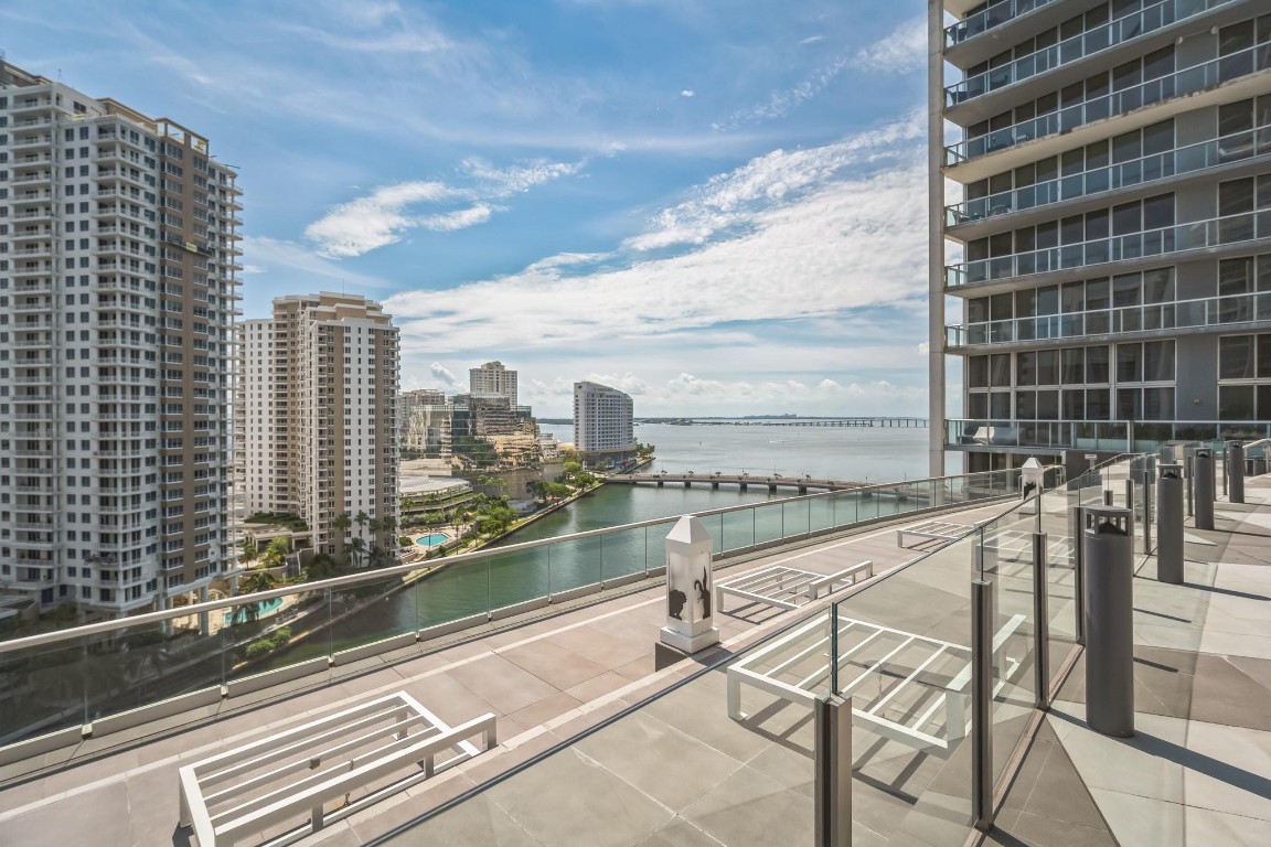 475 Brickell Avenue 512 Property Photo 32