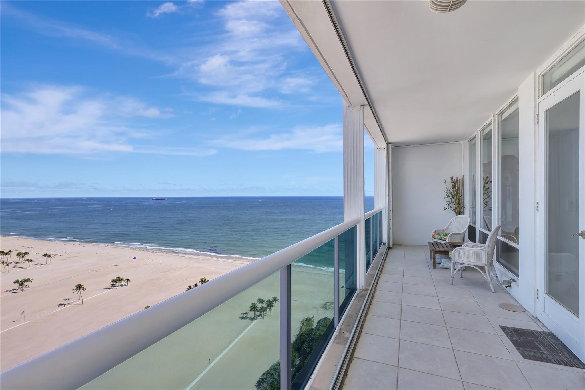2100 S Ocean Ln 2509 Property Photo 5
