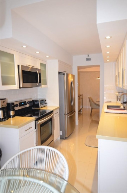19355 Turnberry Way 7-l Property Photo 8