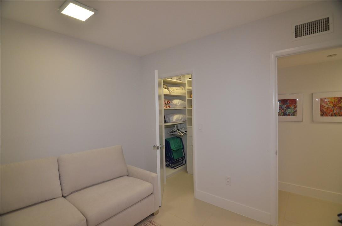 19355 Turnberry Way 7-l Property Photo 24
