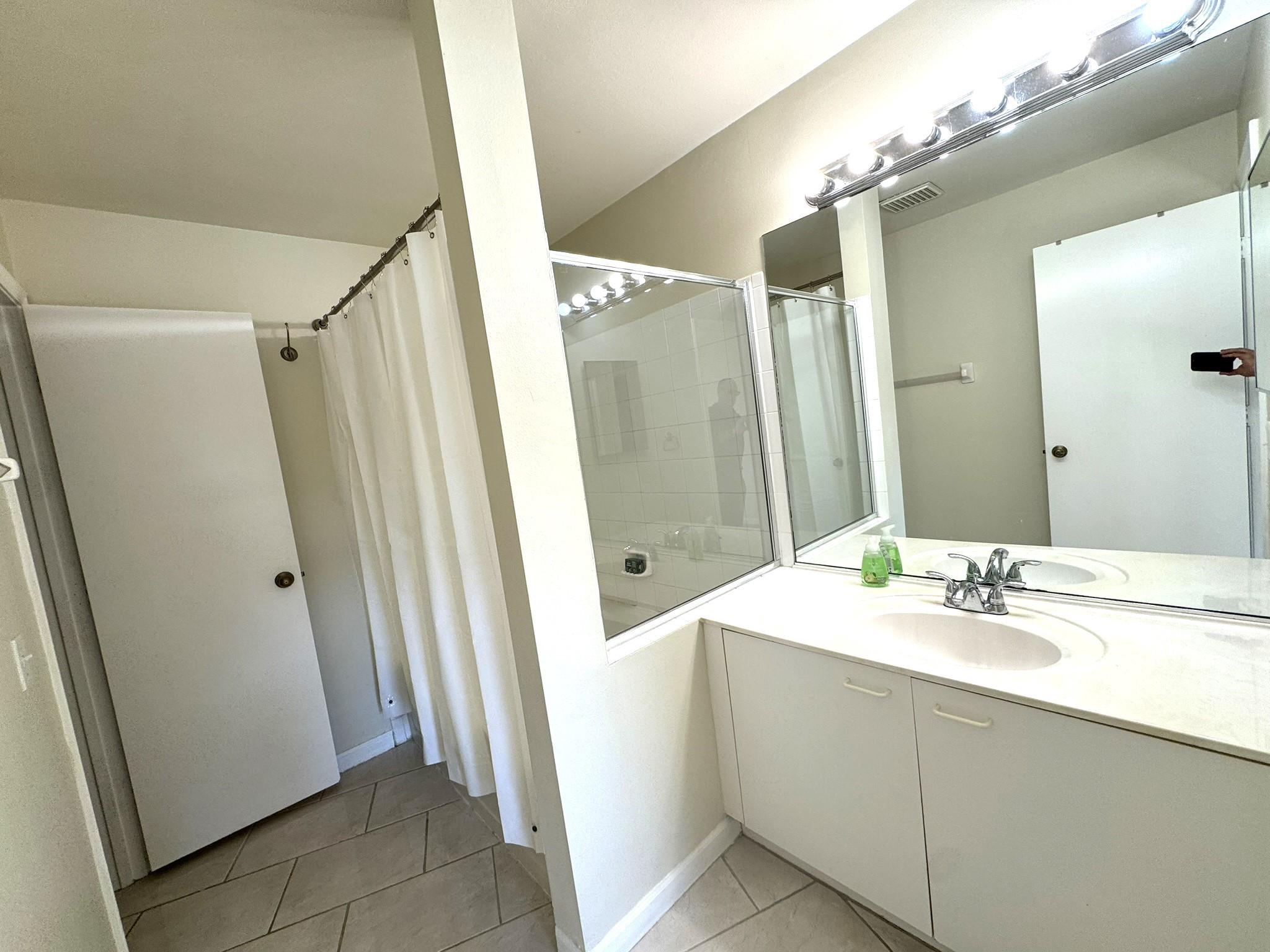 4982 Sw 32nd Ave 4982 Property Photo 12
