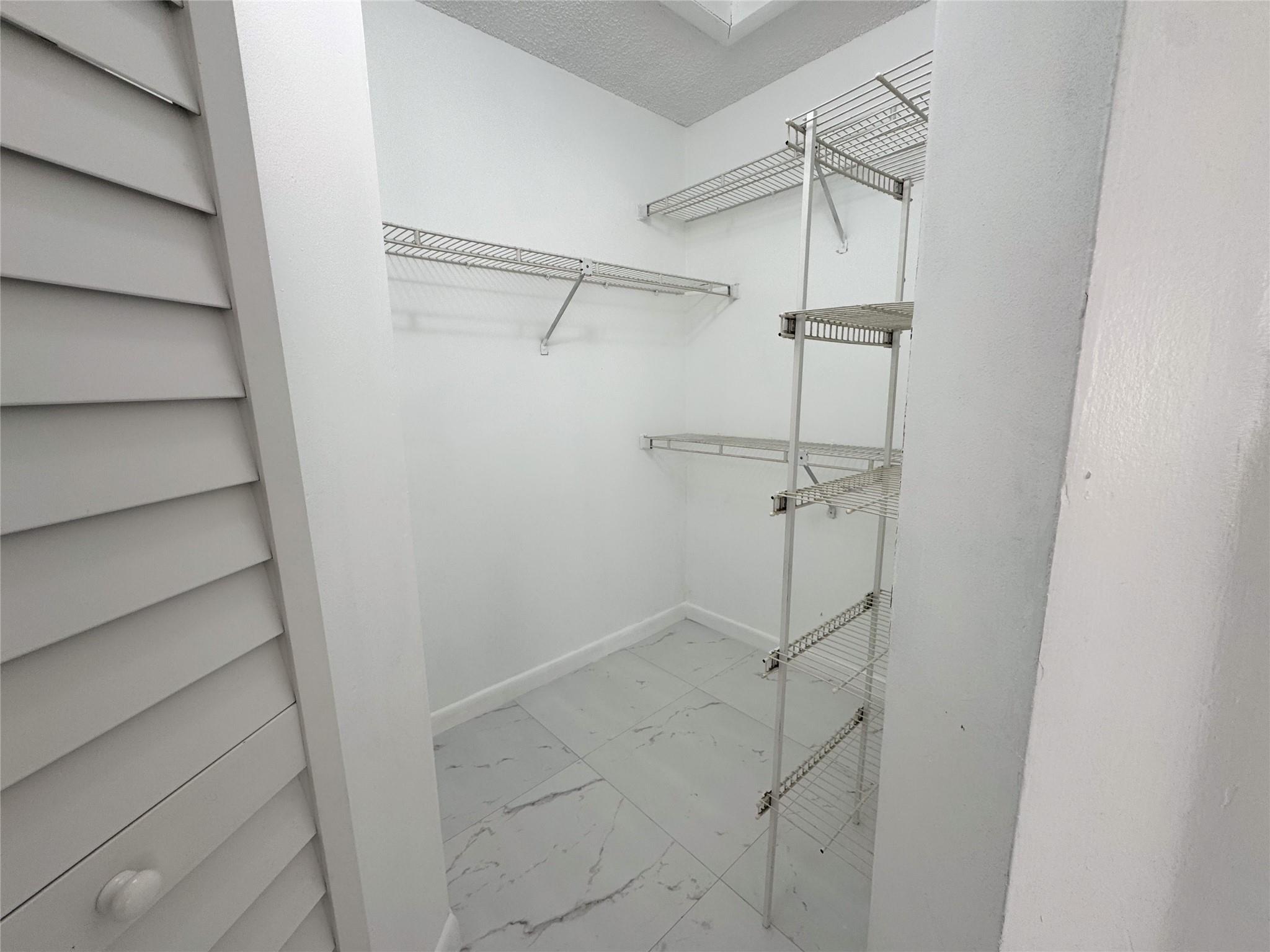 10687 Royal Palm Blvd Property Photo 14