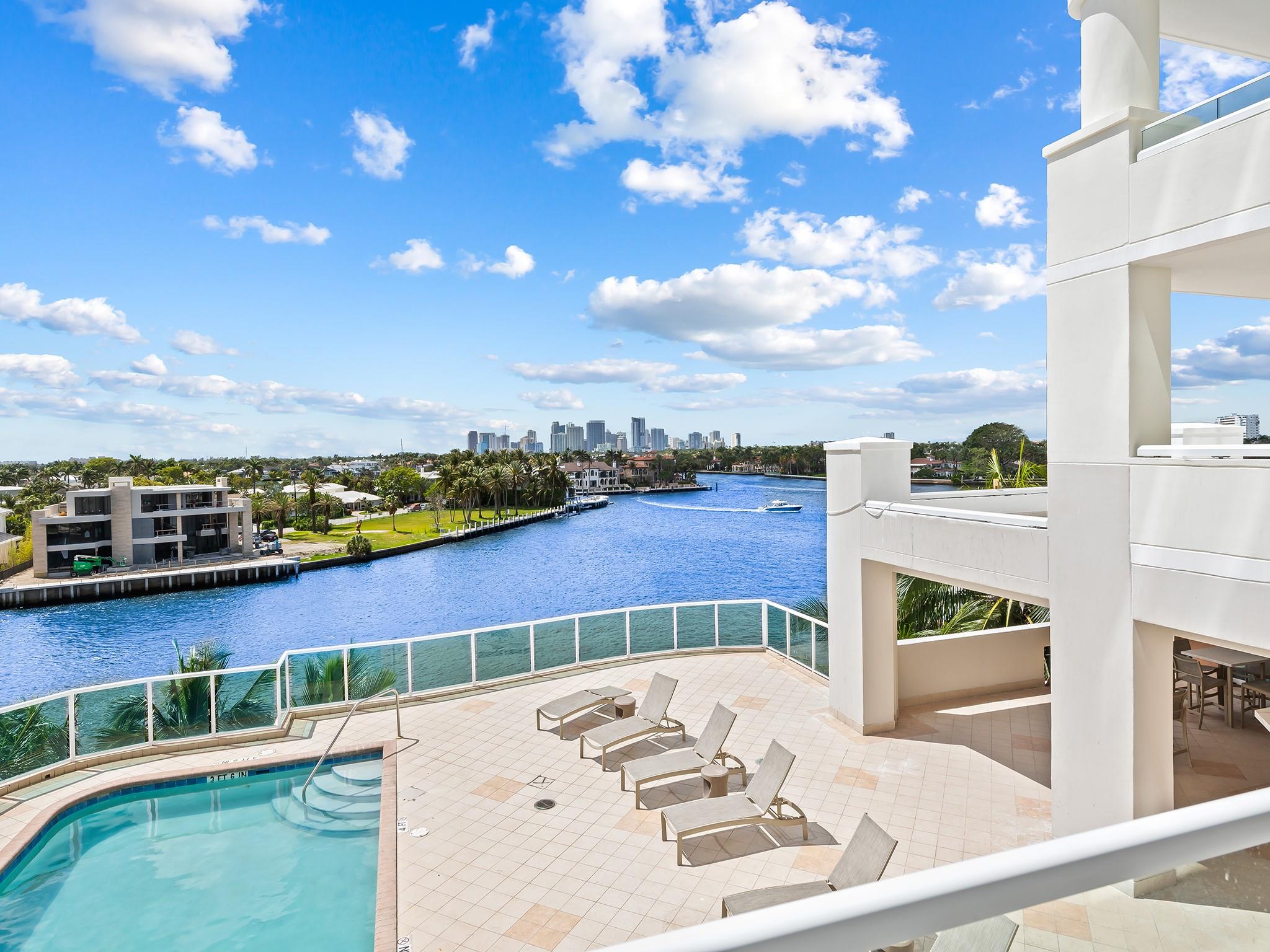 3055 Harbor Dr 603 Property Photo 10