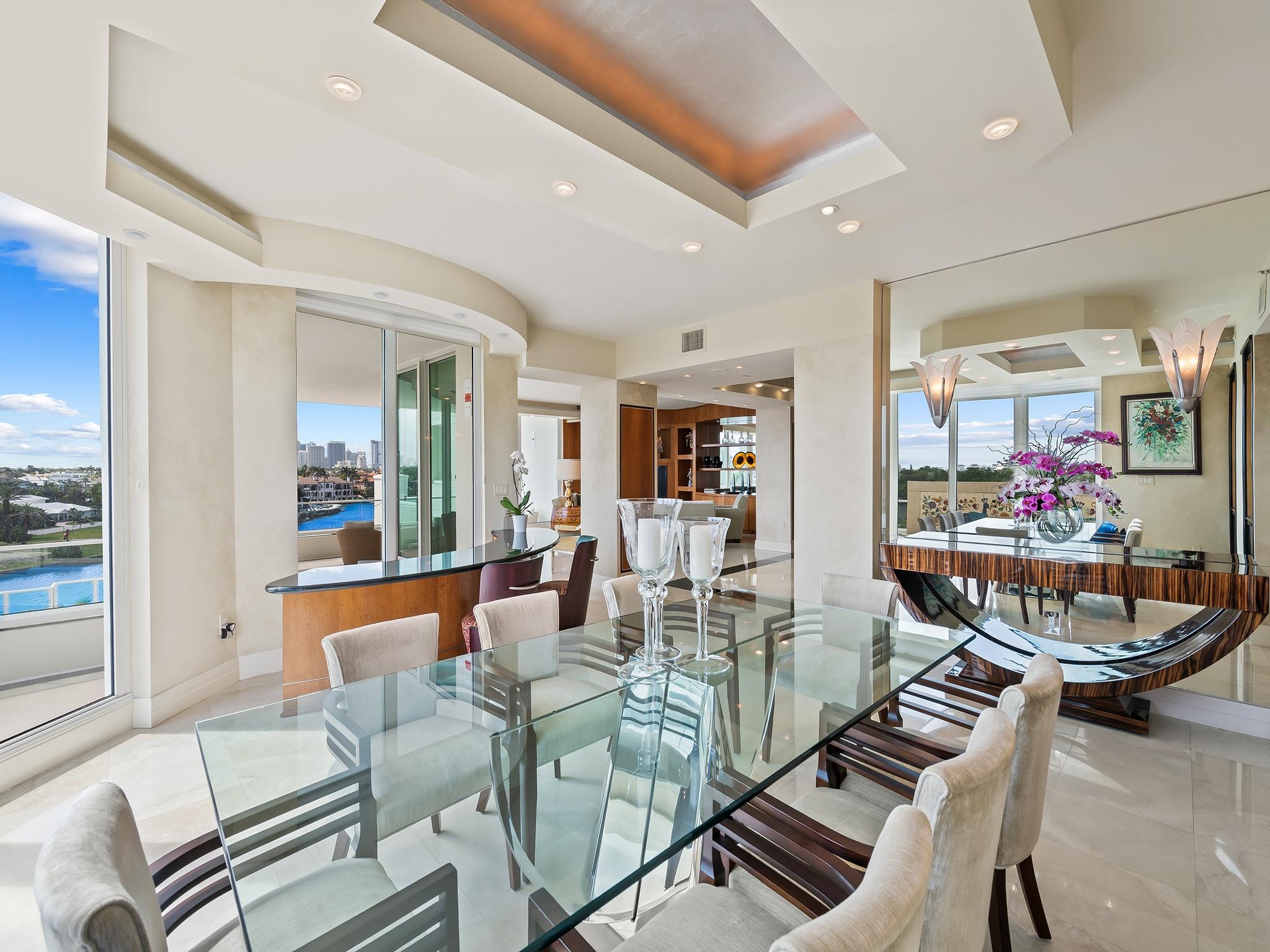 3055 Harbor Dr 603 Property Photo 40