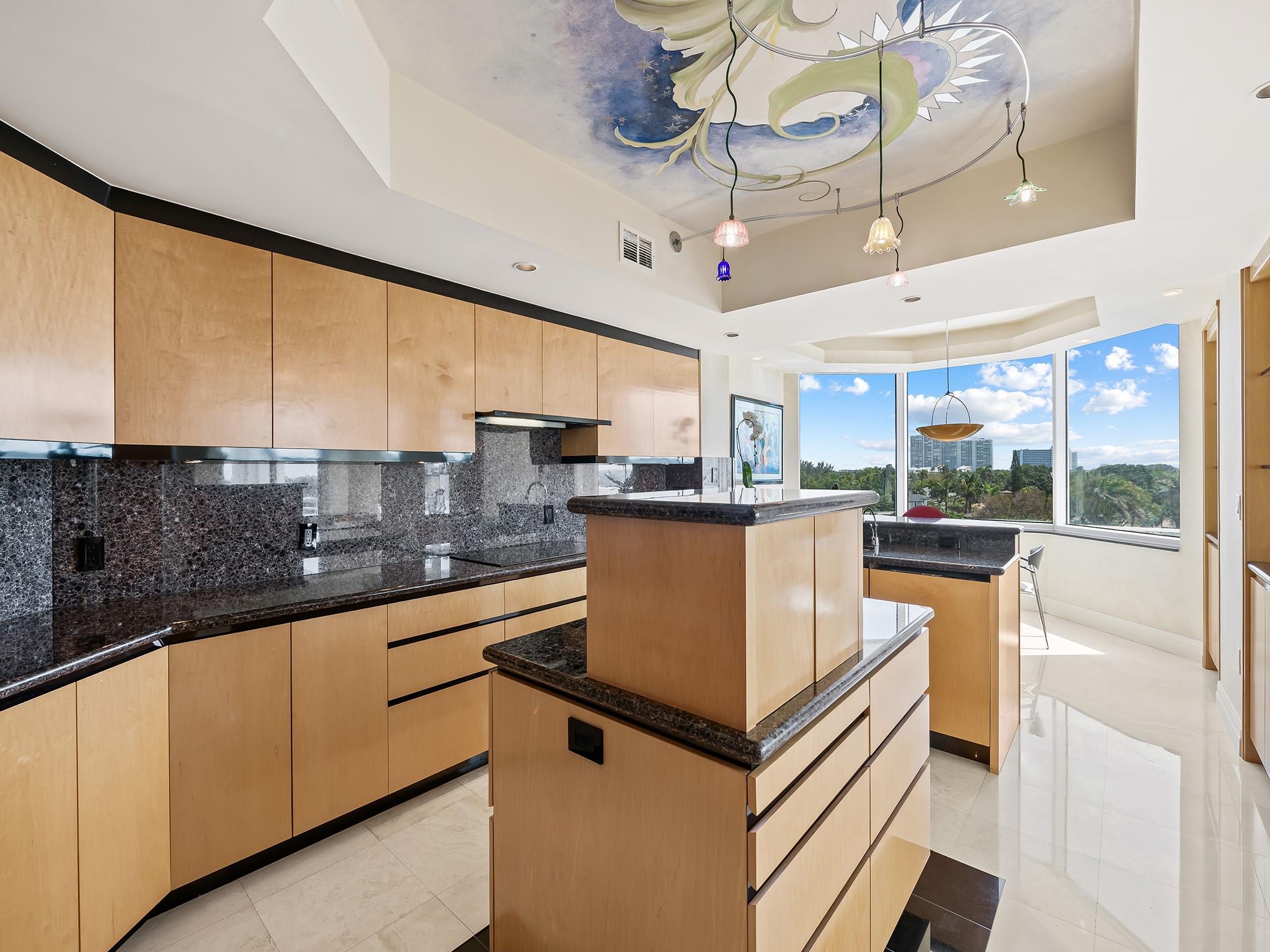 3055 Harbor Dr 603 Property Photo 46