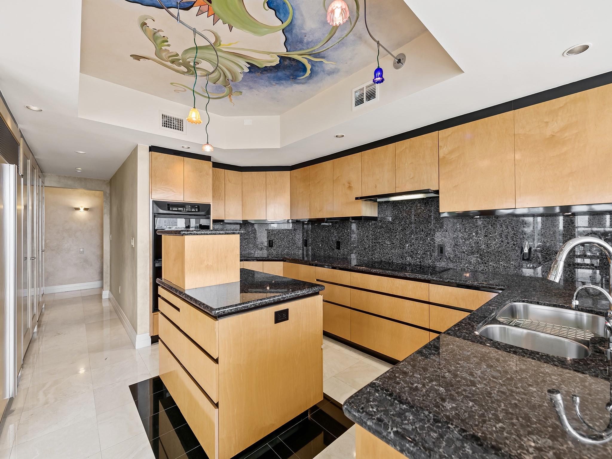 3055 Harbor Dr 603 Property Photo 48