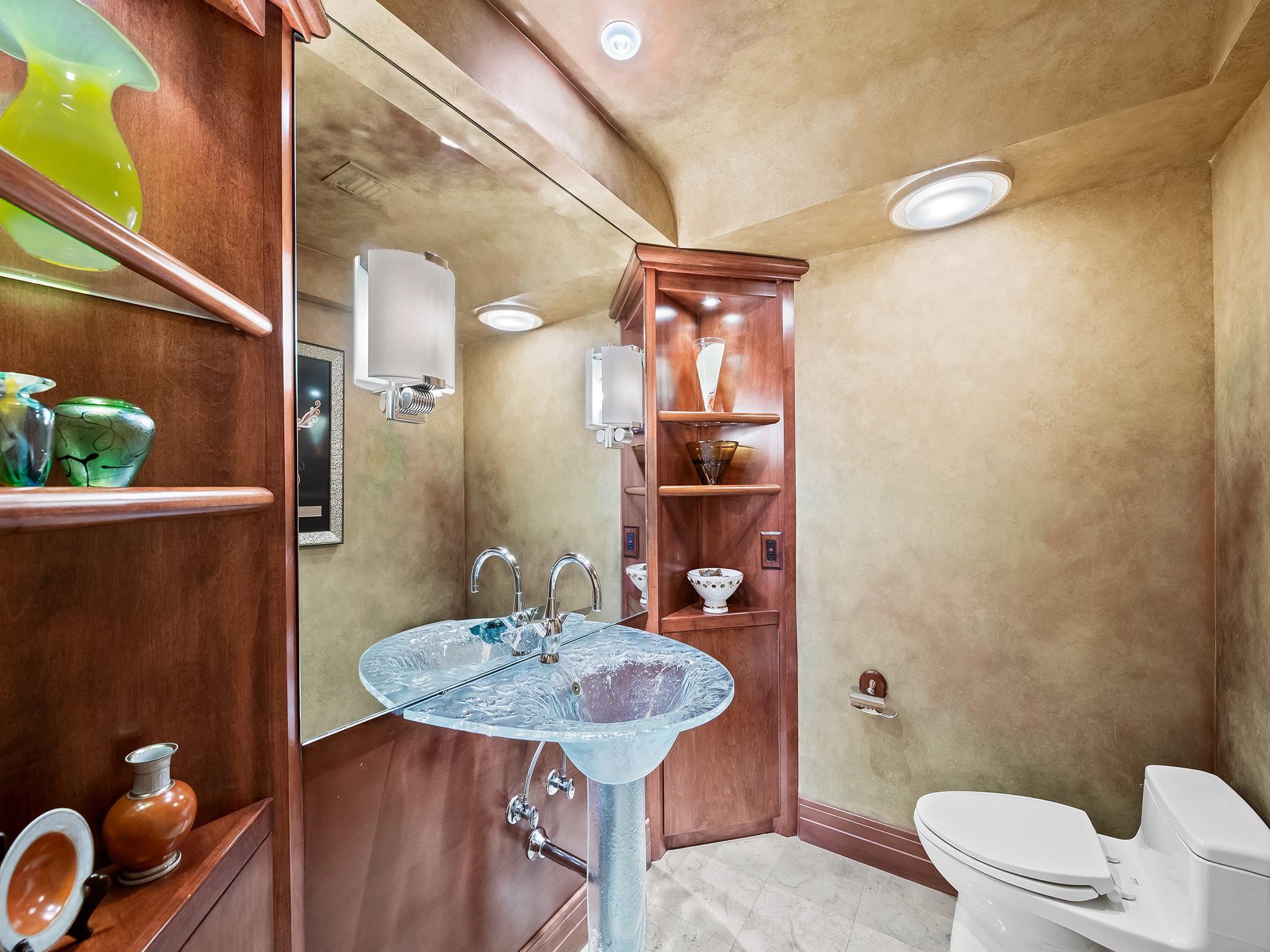 3055 Harbor Dr 603 Property Photo 54