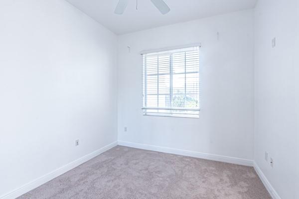 243 Sw 13th Ter 243 Property Photo 32