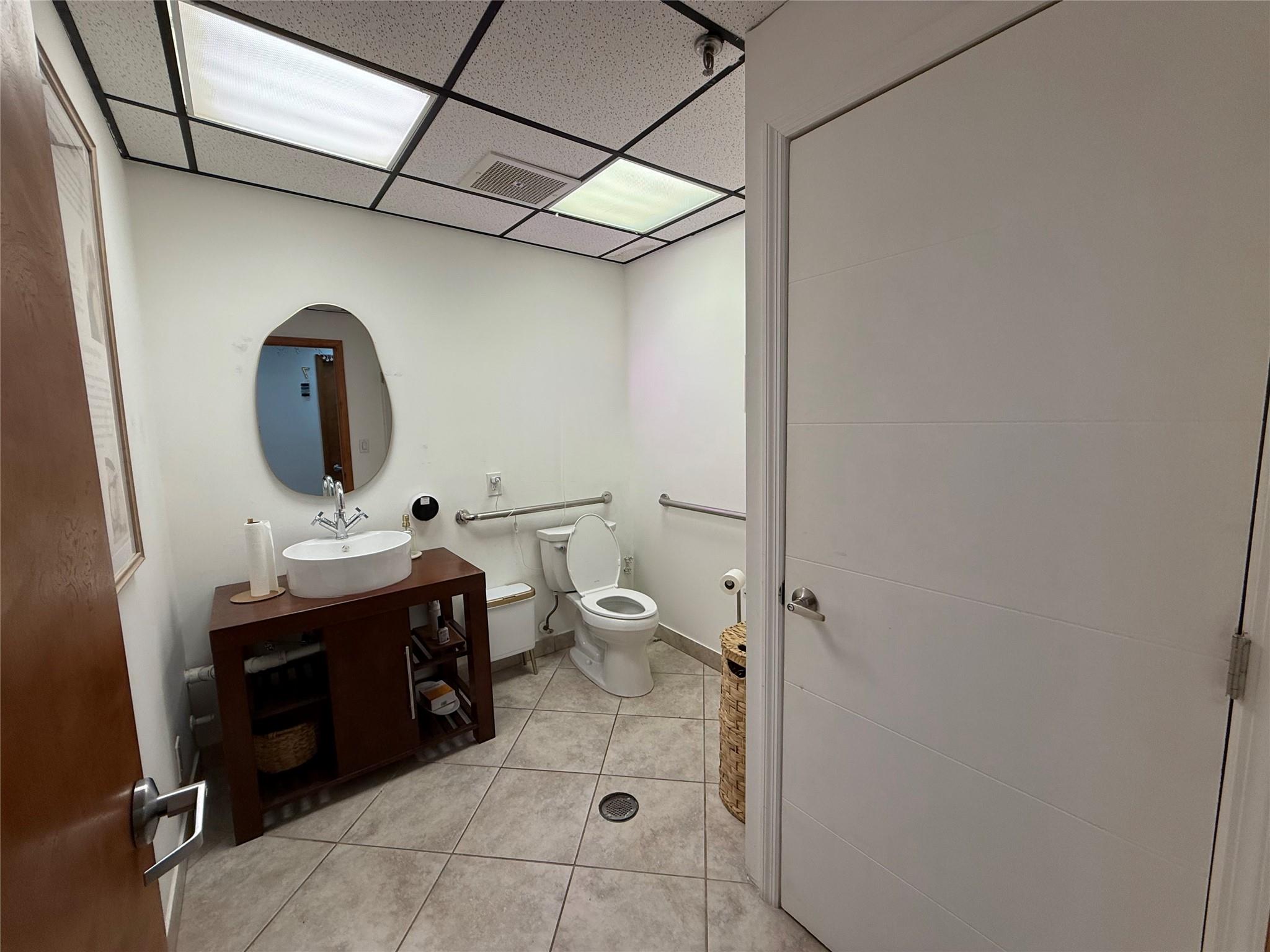 8200 W Sunrise Blvd Property Photo 28
