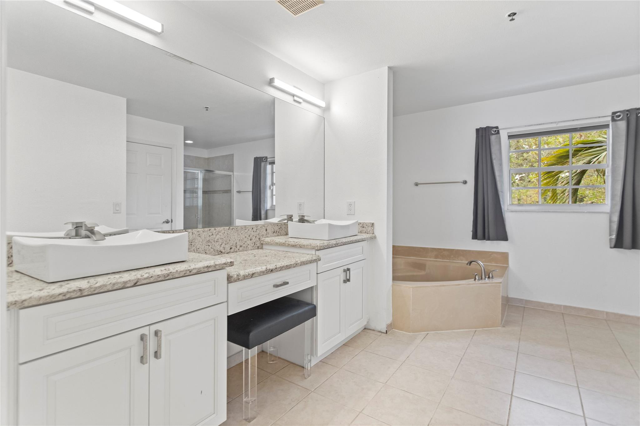 7440 Willow Grove Place Property Photo 10
