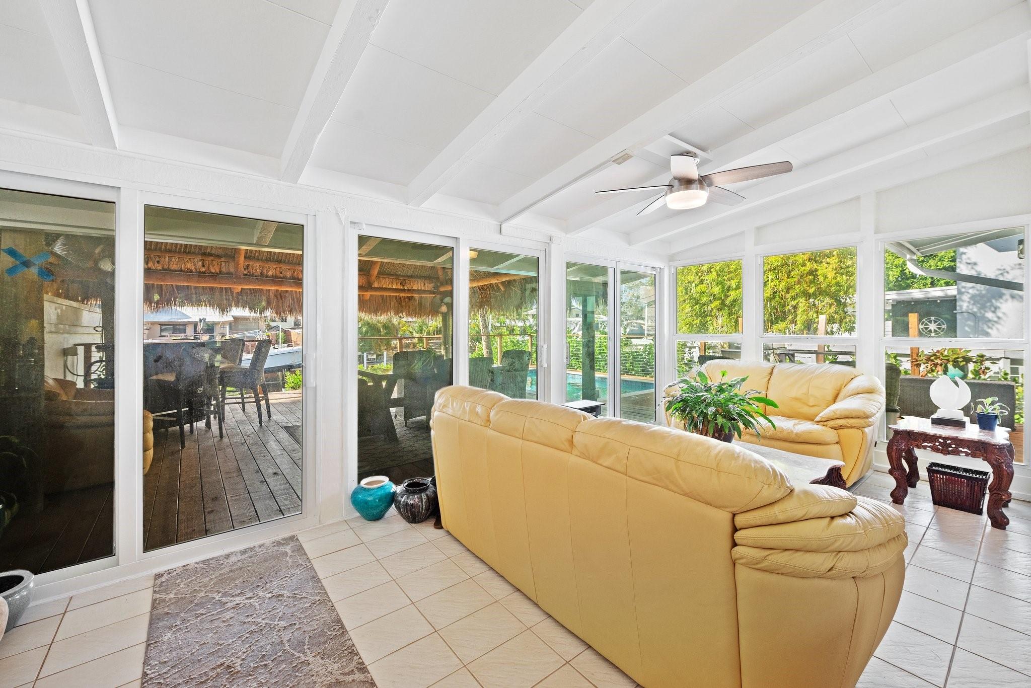 2507 Sugarloaf Ln Property Photo 11