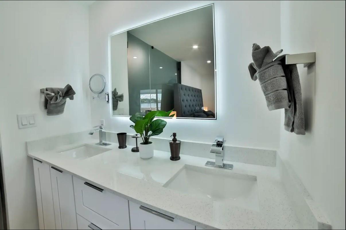 2461 Sw 58th Mnr 3 Property Photo 6