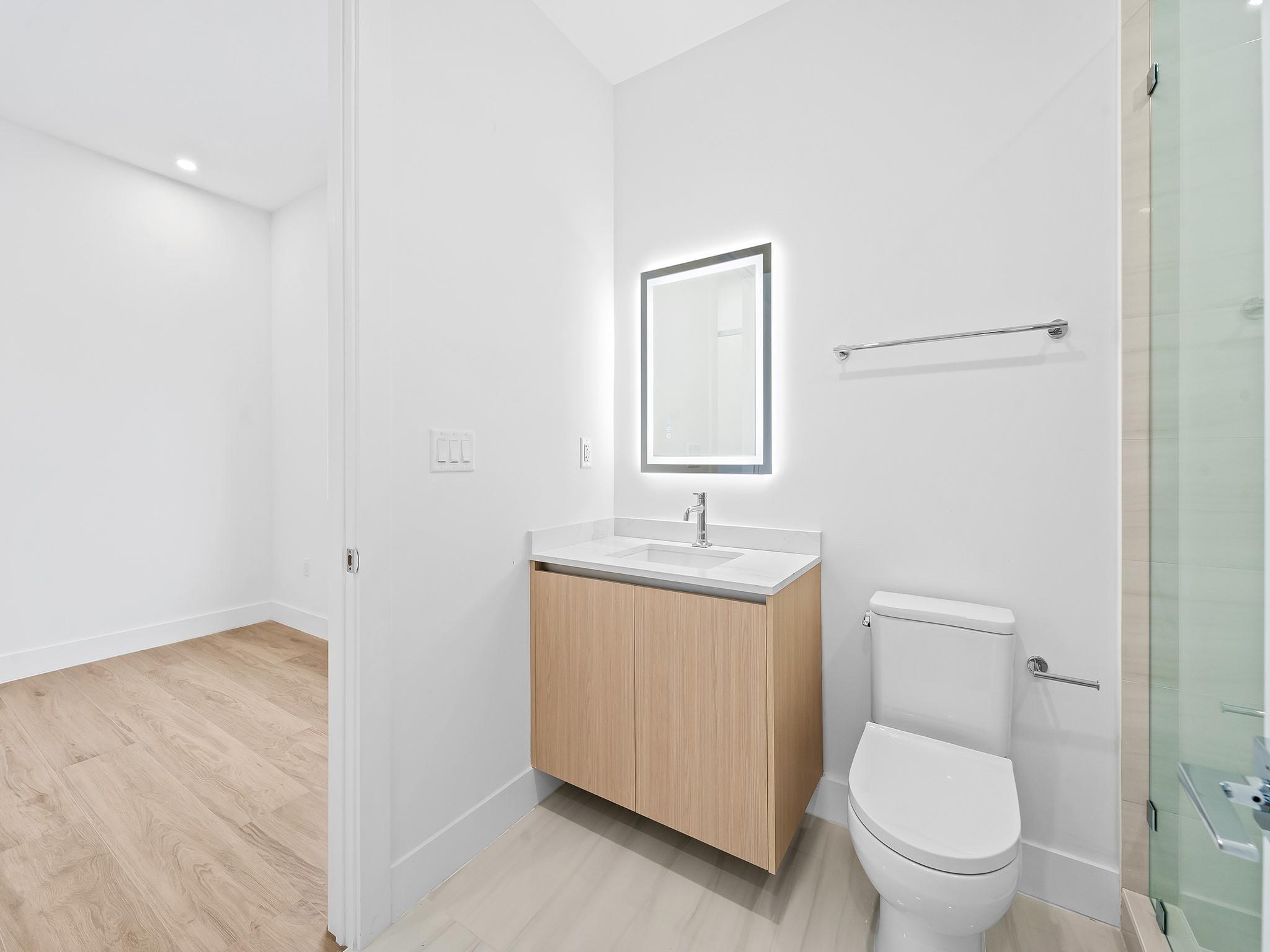 808 Se 12th Street 808 Property Photo 35