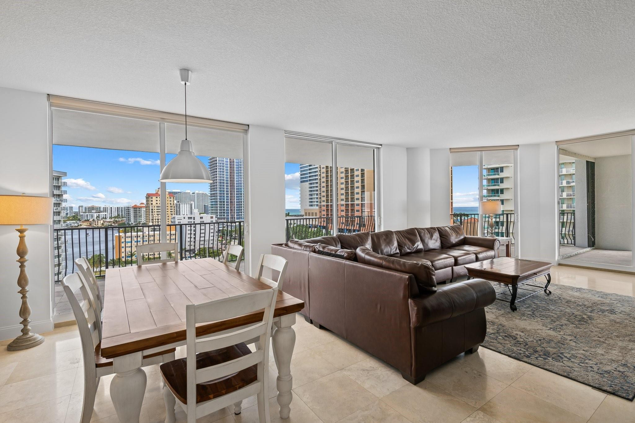 F10477745 Property Photo 2