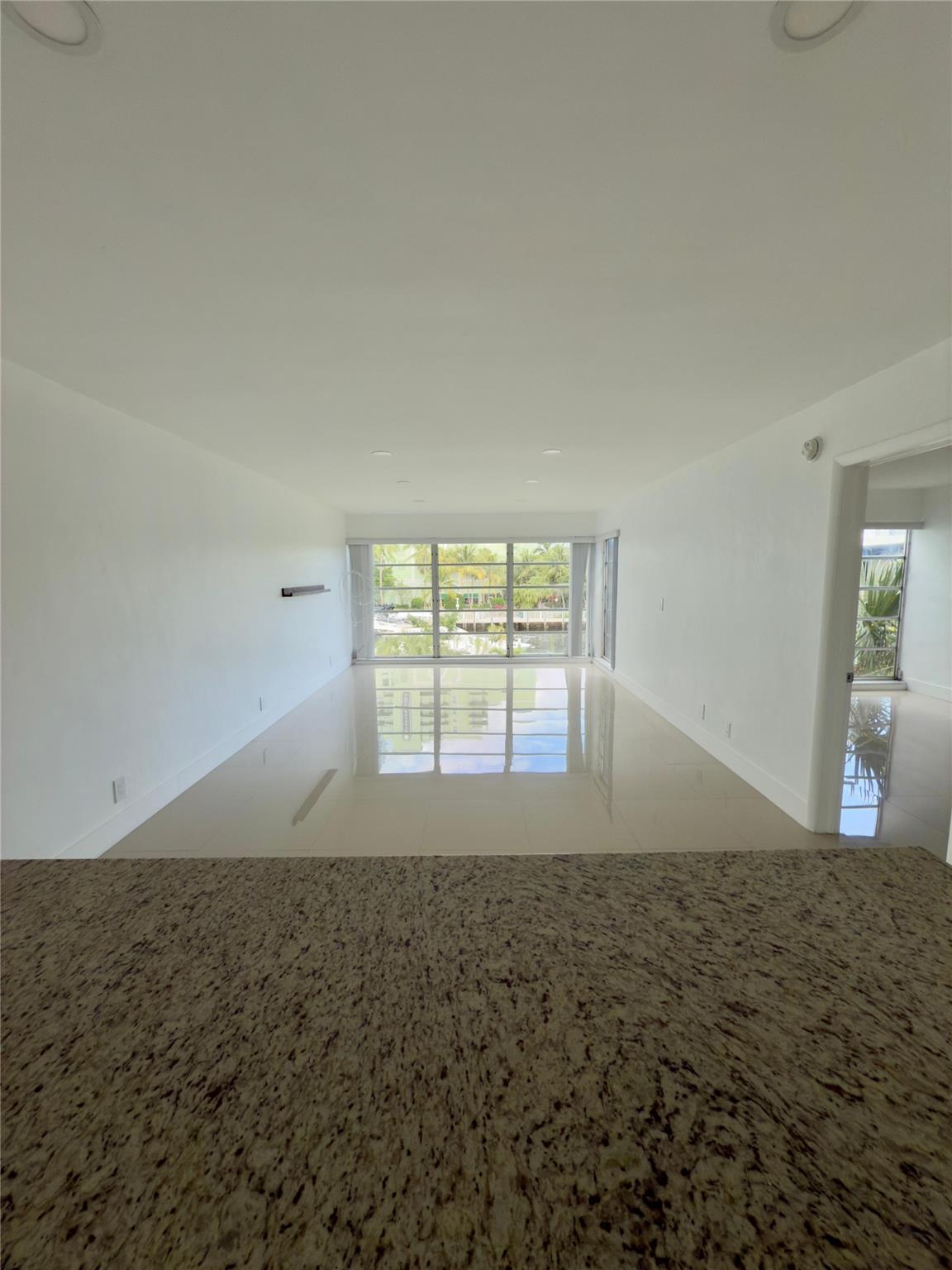 601 N Rio Vista Blvd 311 Property Photo 6