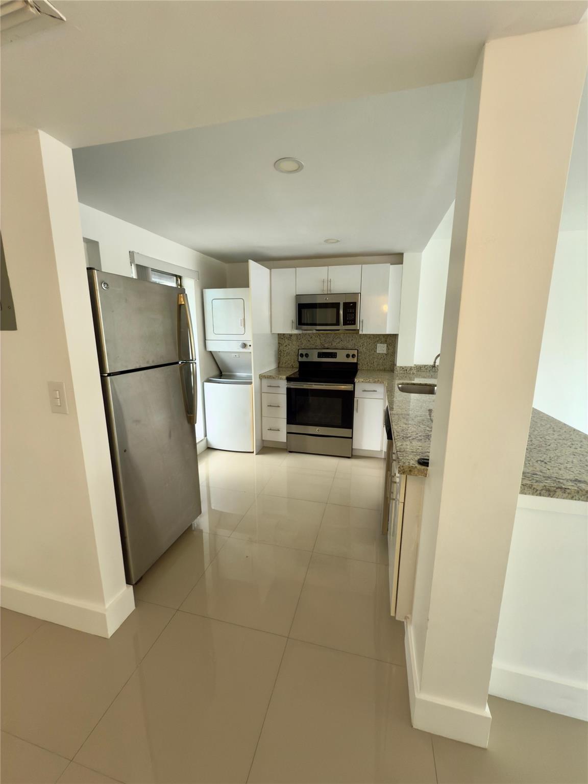 601 N Rio Vista Blvd 311 Property Photo 18