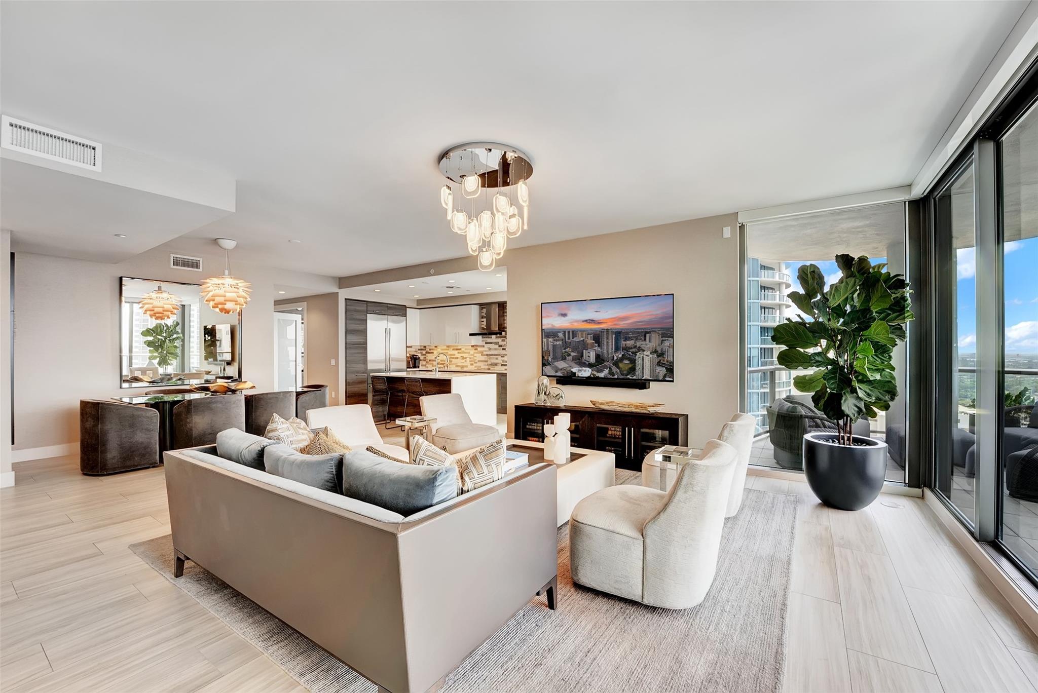 100 E Las Olas Blvd 2504 Property Photo 8