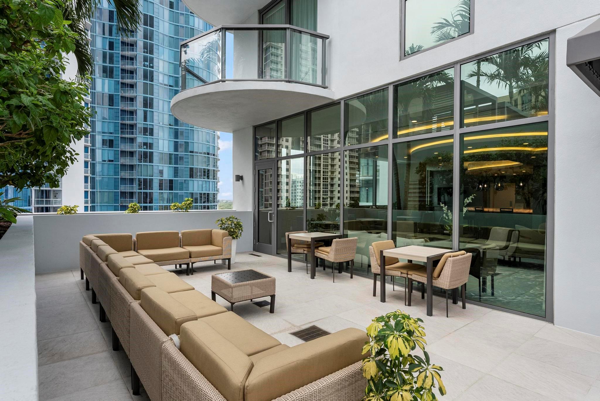 100 E Las Olas Blvd 2504 Property Photo 63