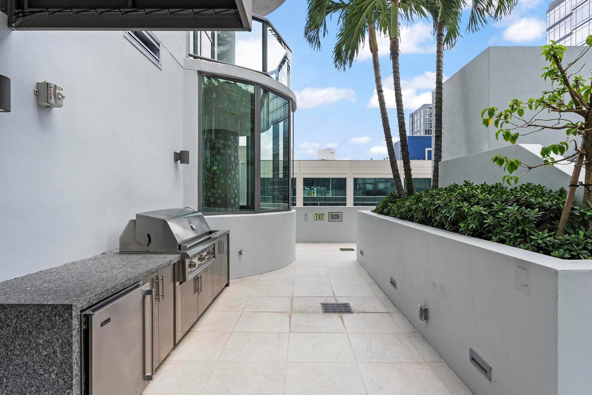 100 E Las Olas Blvd 2504 Property Photo 64