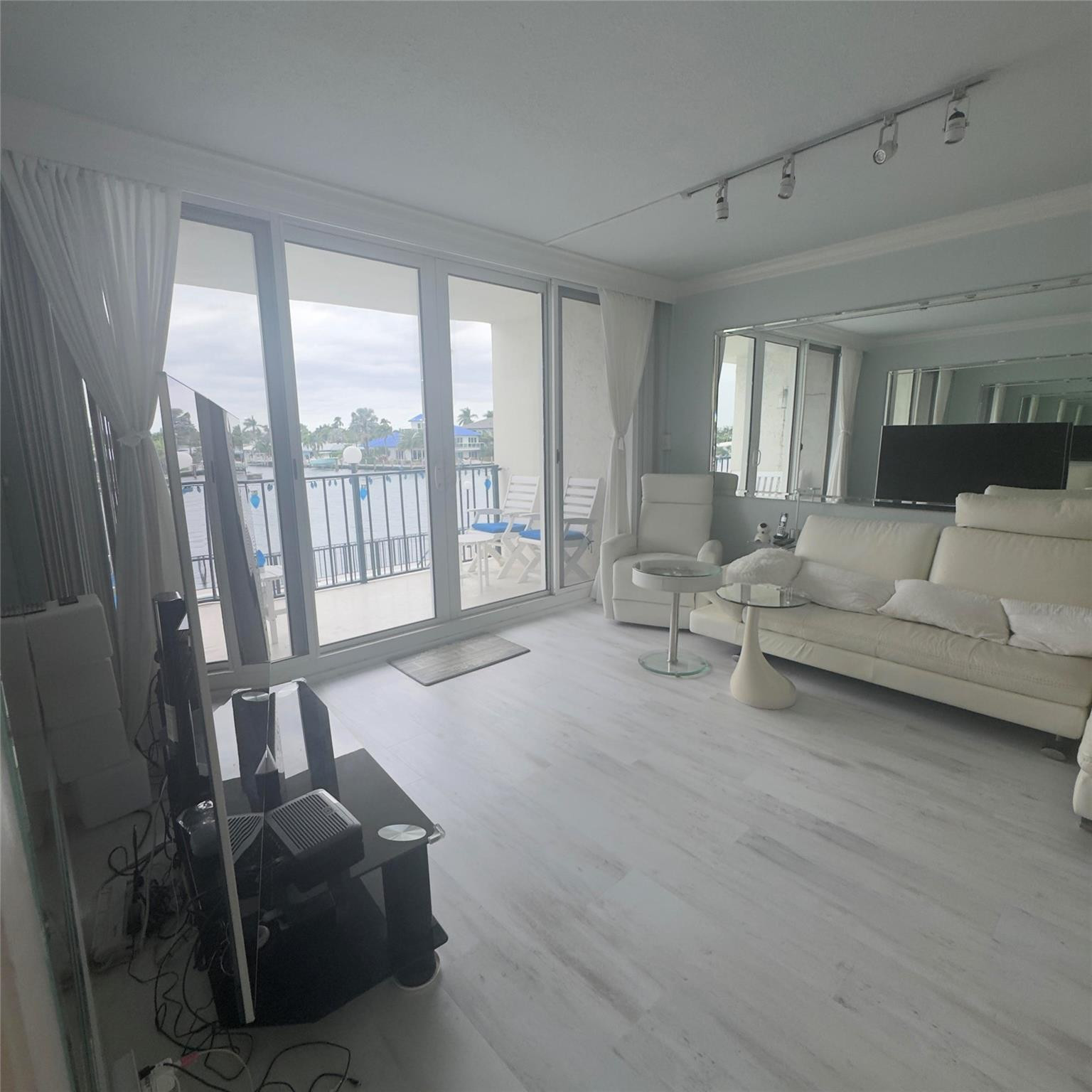 F10478291 Property Photo 20