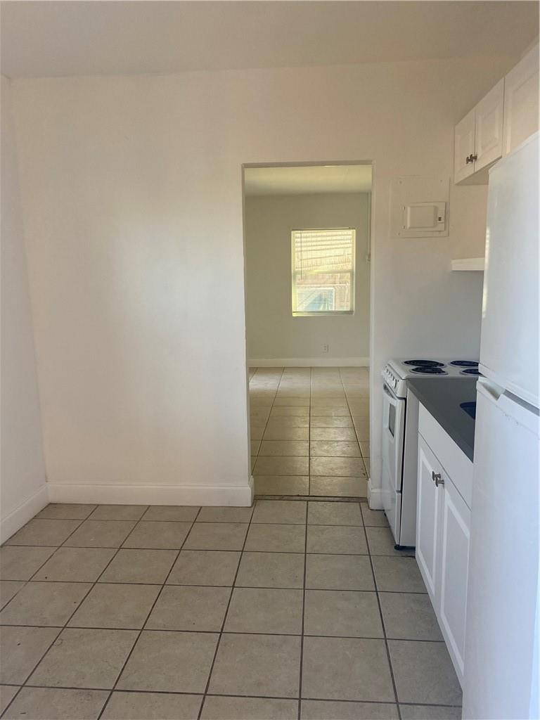 1906 Mckinley Street Property Photo 6