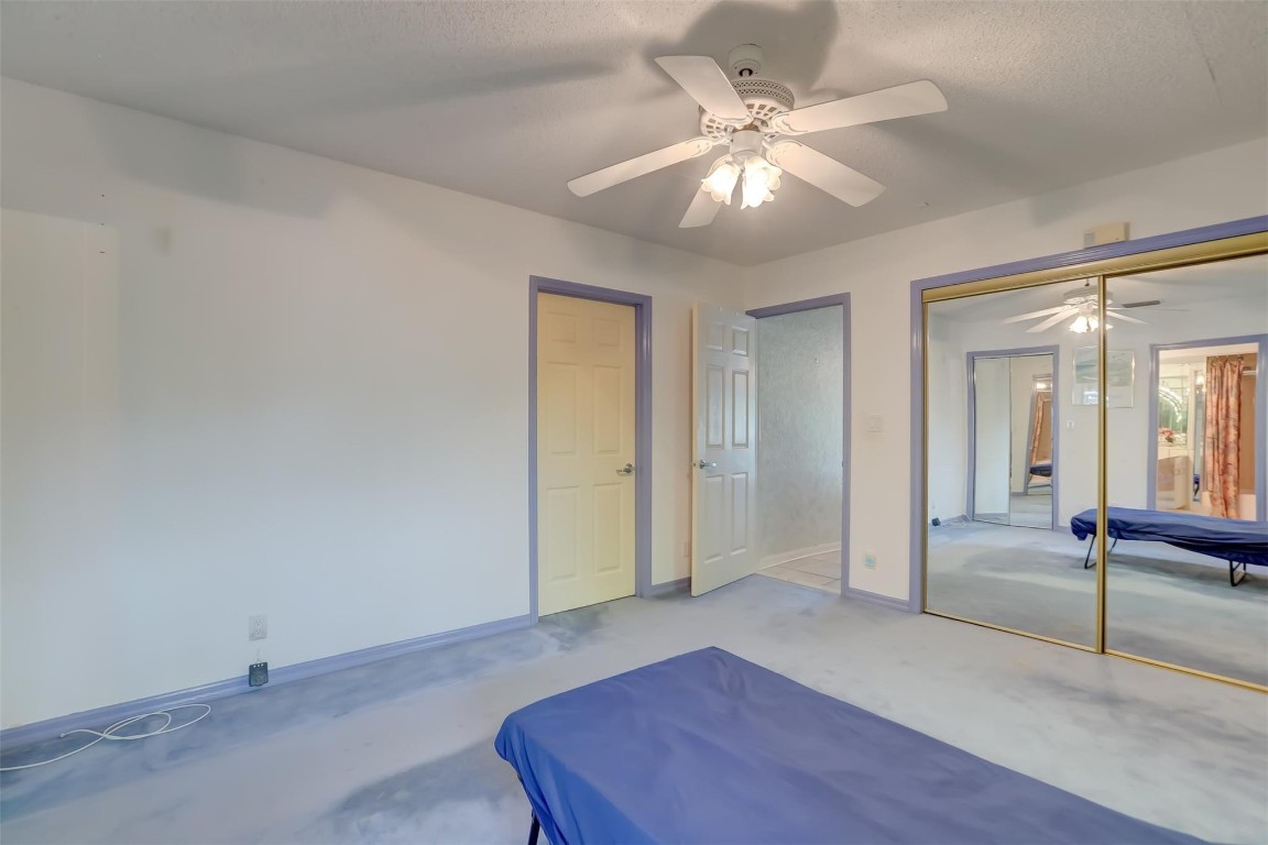 305 S Riverside Drive Property Photo 44