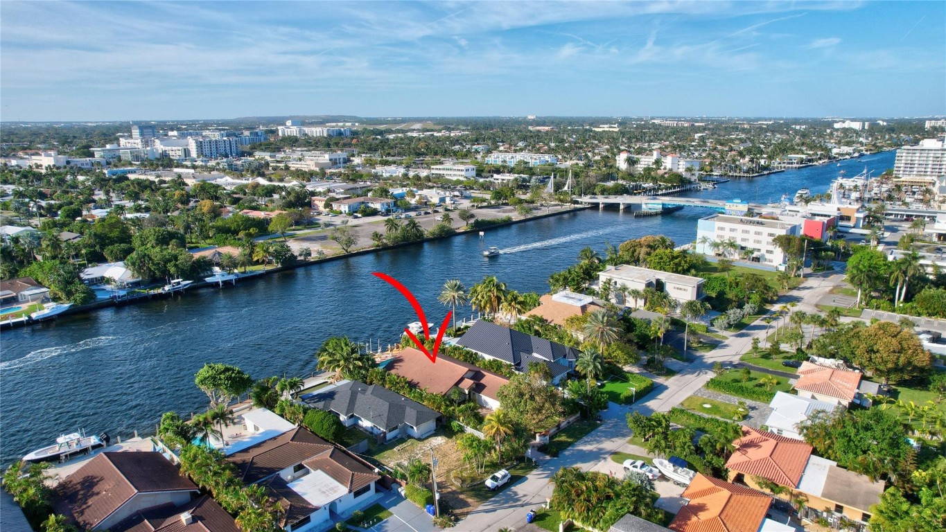 305 S Riverside Drive Property Photo 69