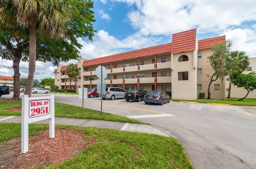2951 E Sunrise Lakes Dr 211