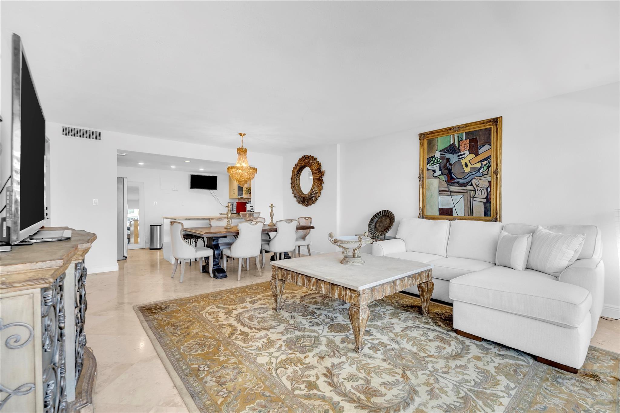 2100 S Ocean Dr 15b Property Photo 5