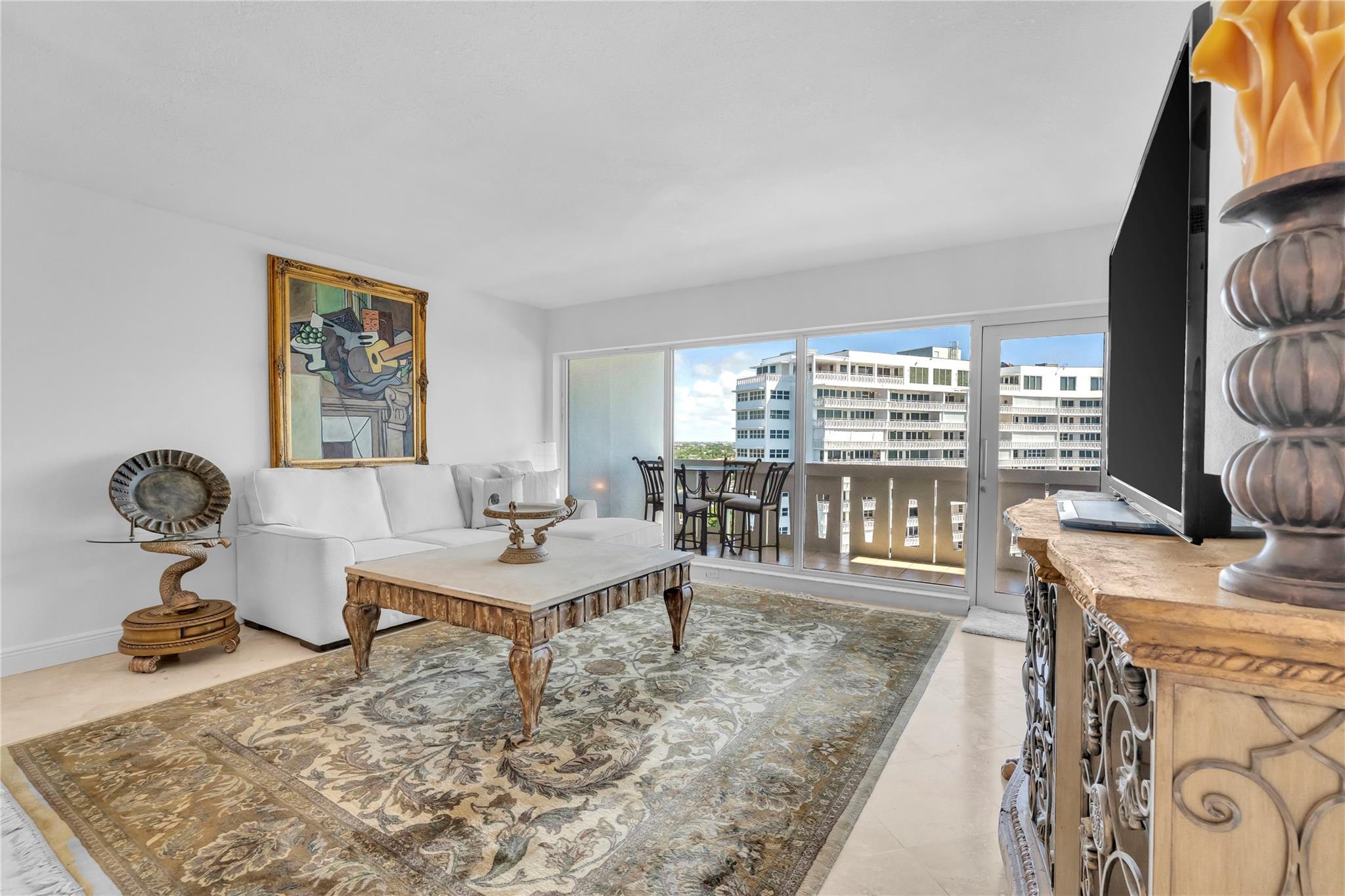 2100 S Ocean Dr 15b Property Photo 8