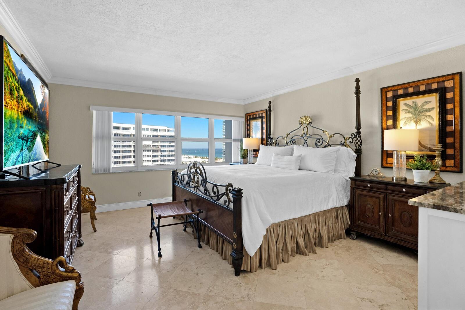 2100 S Ocean Dr 15b Property Photo 11