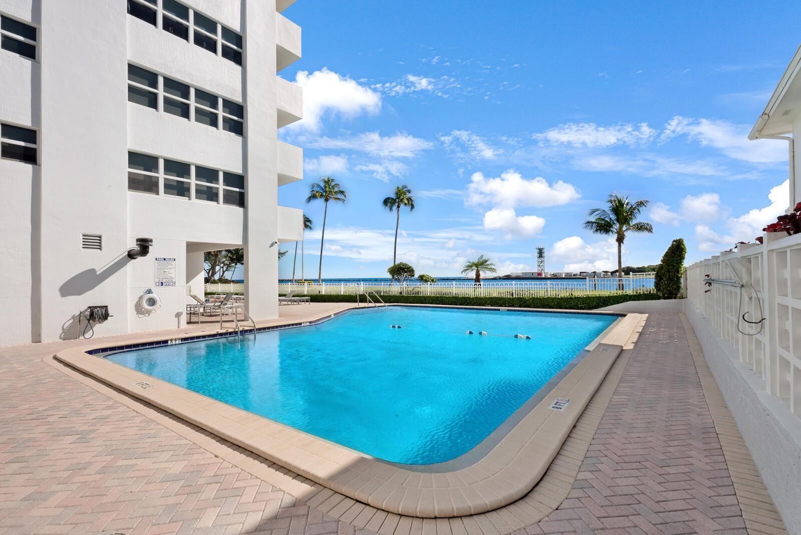 2100 S Ocean Dr 15b Property Photo 28