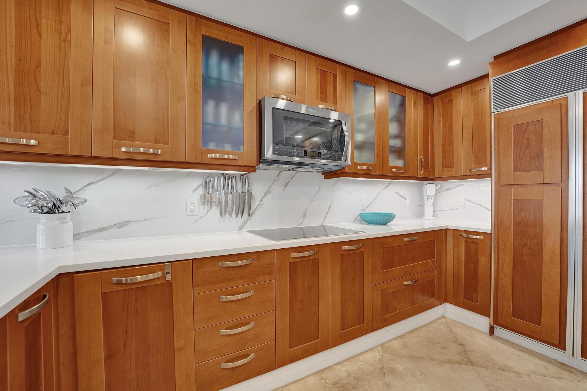 1460 S Ocean Blvd 303 Property Photo 6