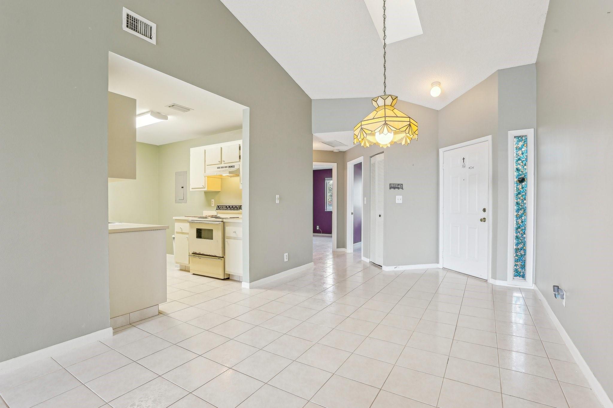 5580 Sw 28th Ter Property Photo 8