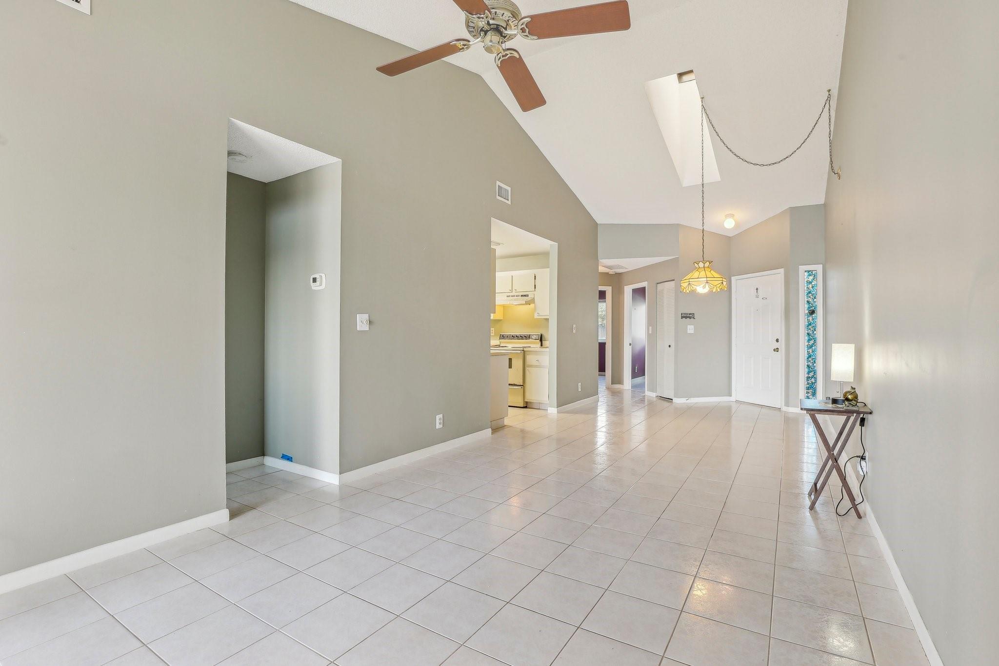 5580 Sw 28th Ter Property Photo 10
