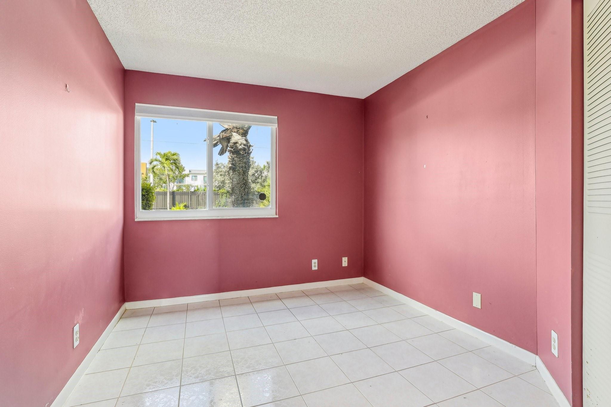 5580 Sw 28th Ter Property Photo 13