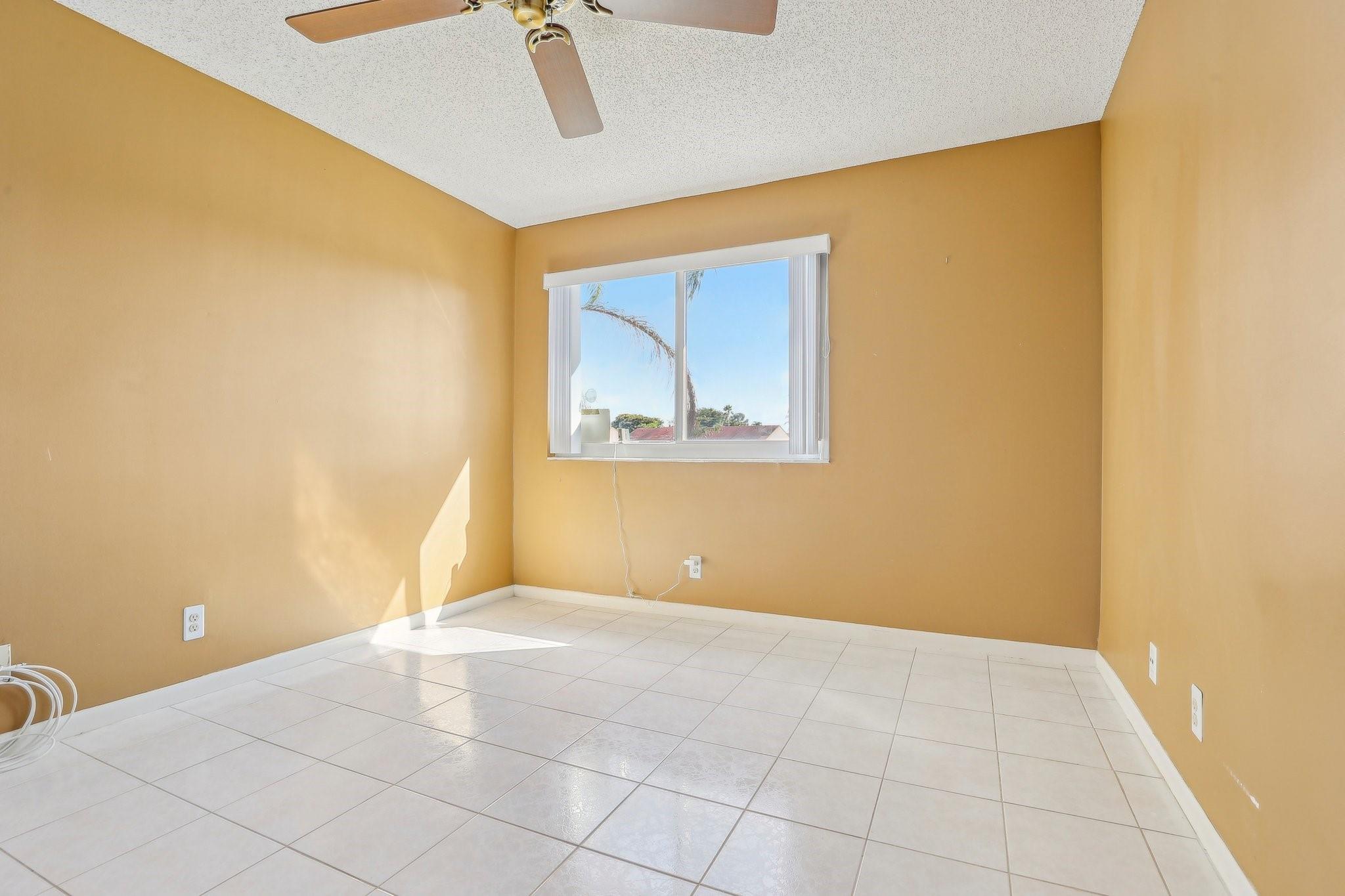 5580 Sw 28th Ter Property Photo 17
