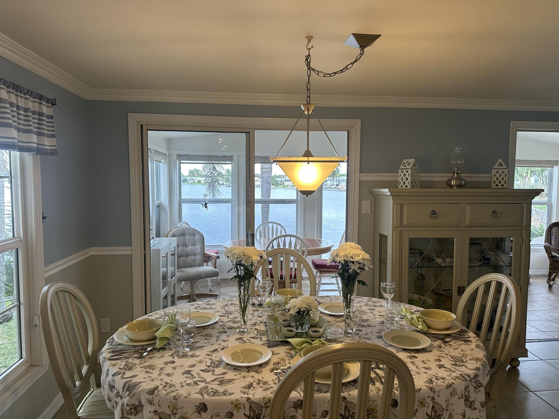 5450 Lagoon Dr Property Photo 10