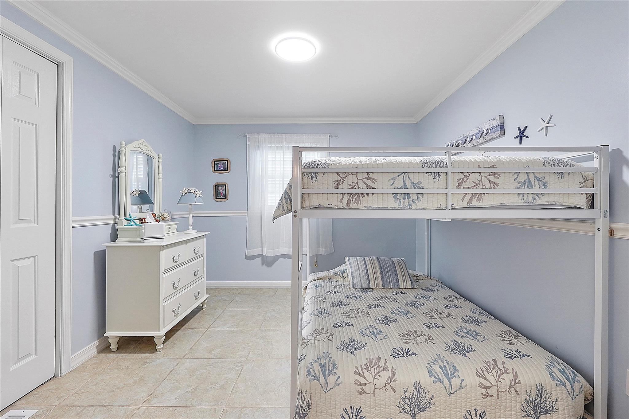 5450 Lagoon Dr Property Photo 12