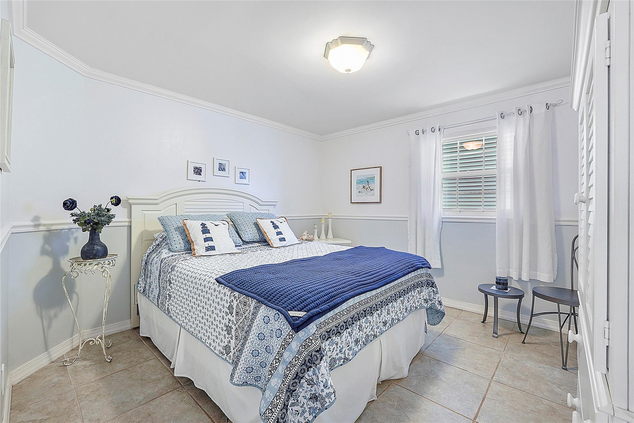 5450 Lagoon Dr Property Photo 13