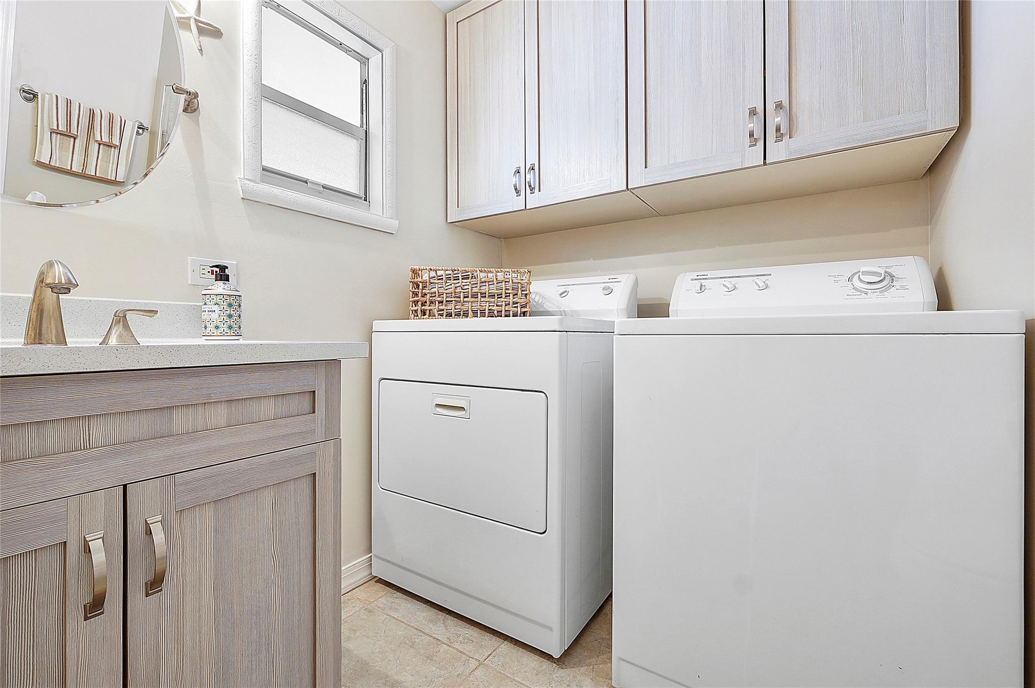 5450 Lagoon Dr Property Photo 15