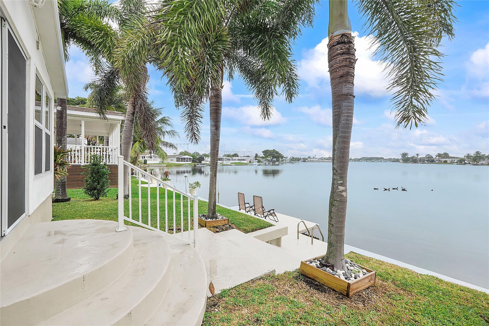 5450 Lagoon Dr Property Photo 18