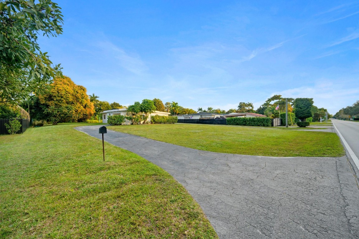 13945 N Miami Avenue Property Photo 18