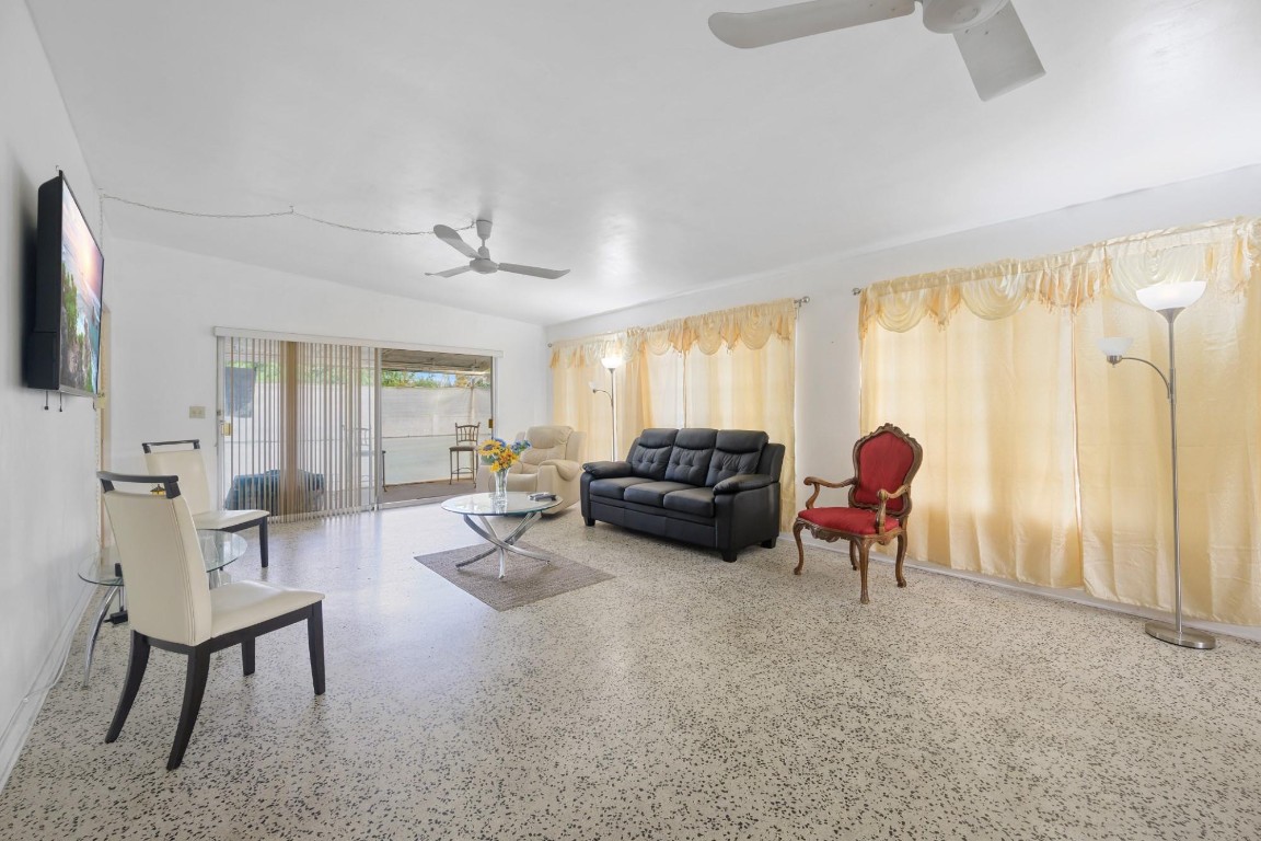 13945 N Miami Avenue Property Photo 37