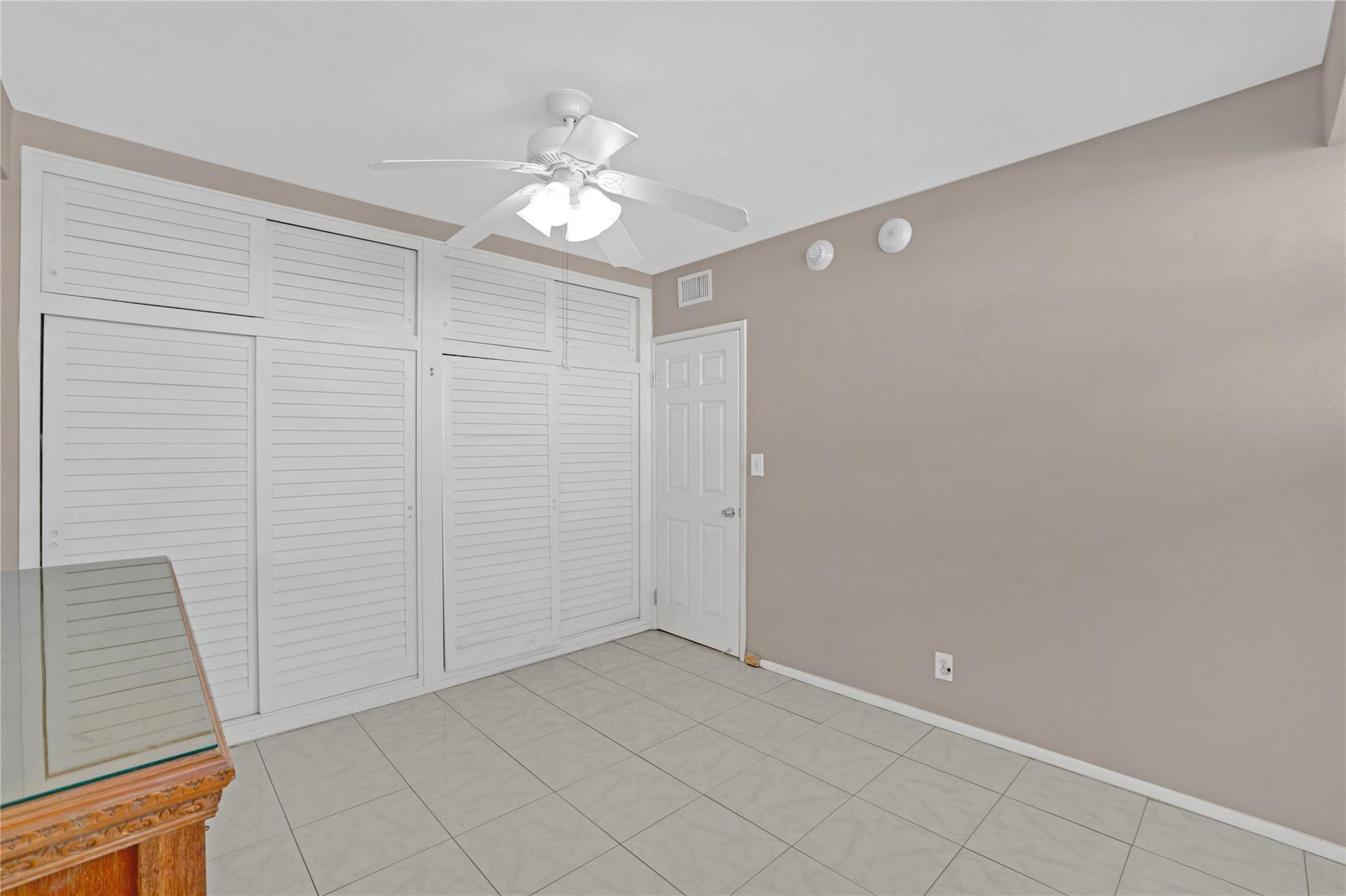 1920 S Ocean Dr 606 Property Photo 16