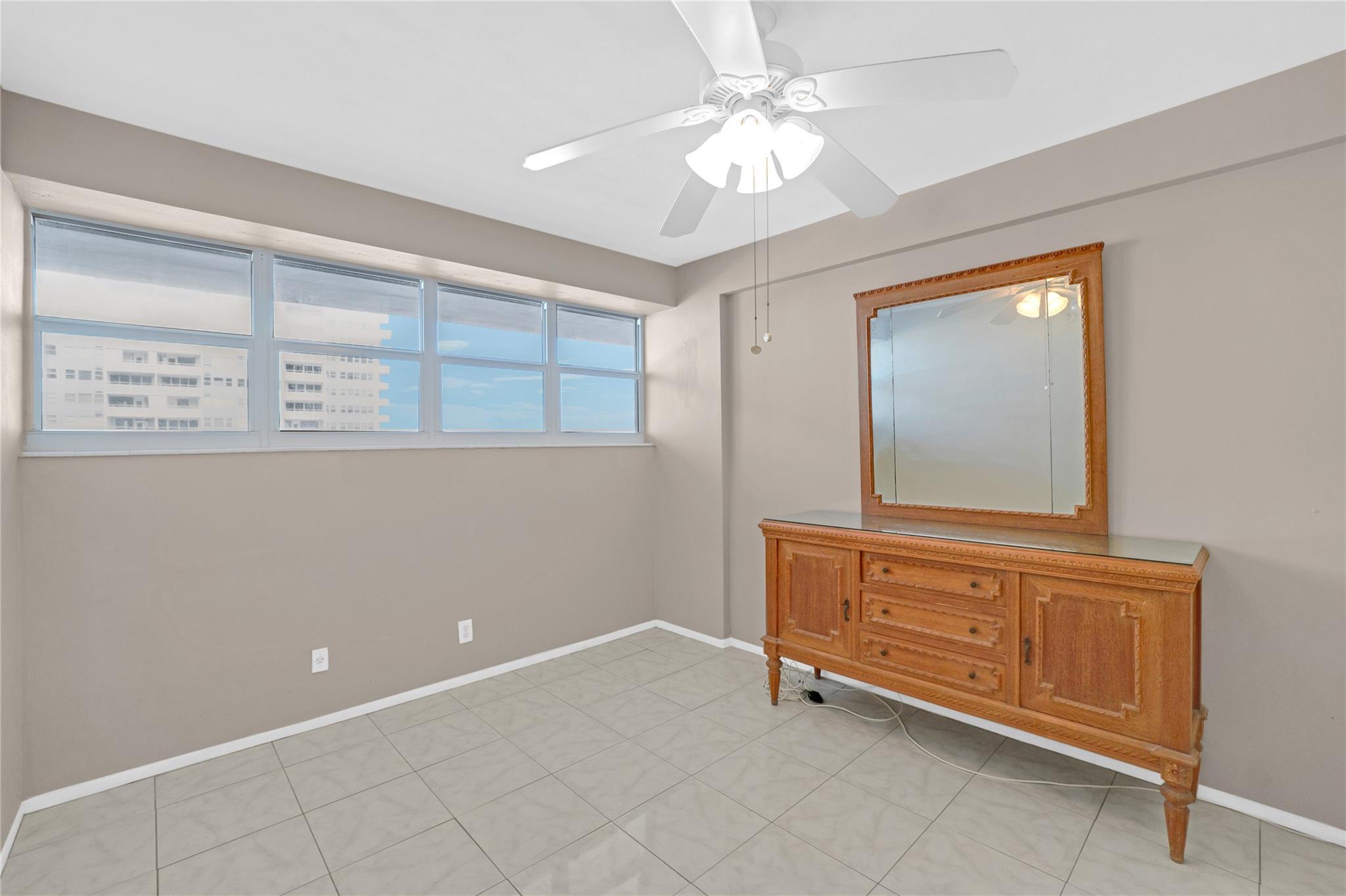 1920 S Ocean Dr 606 Property Photo 18