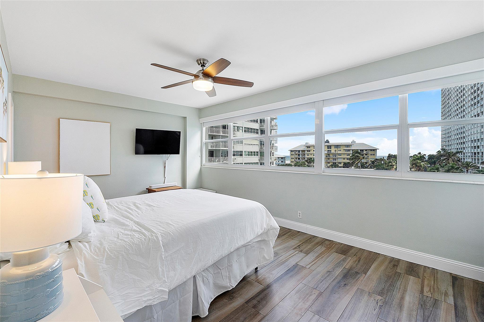 1920 S Ocean Dr 510 Property Photo 23