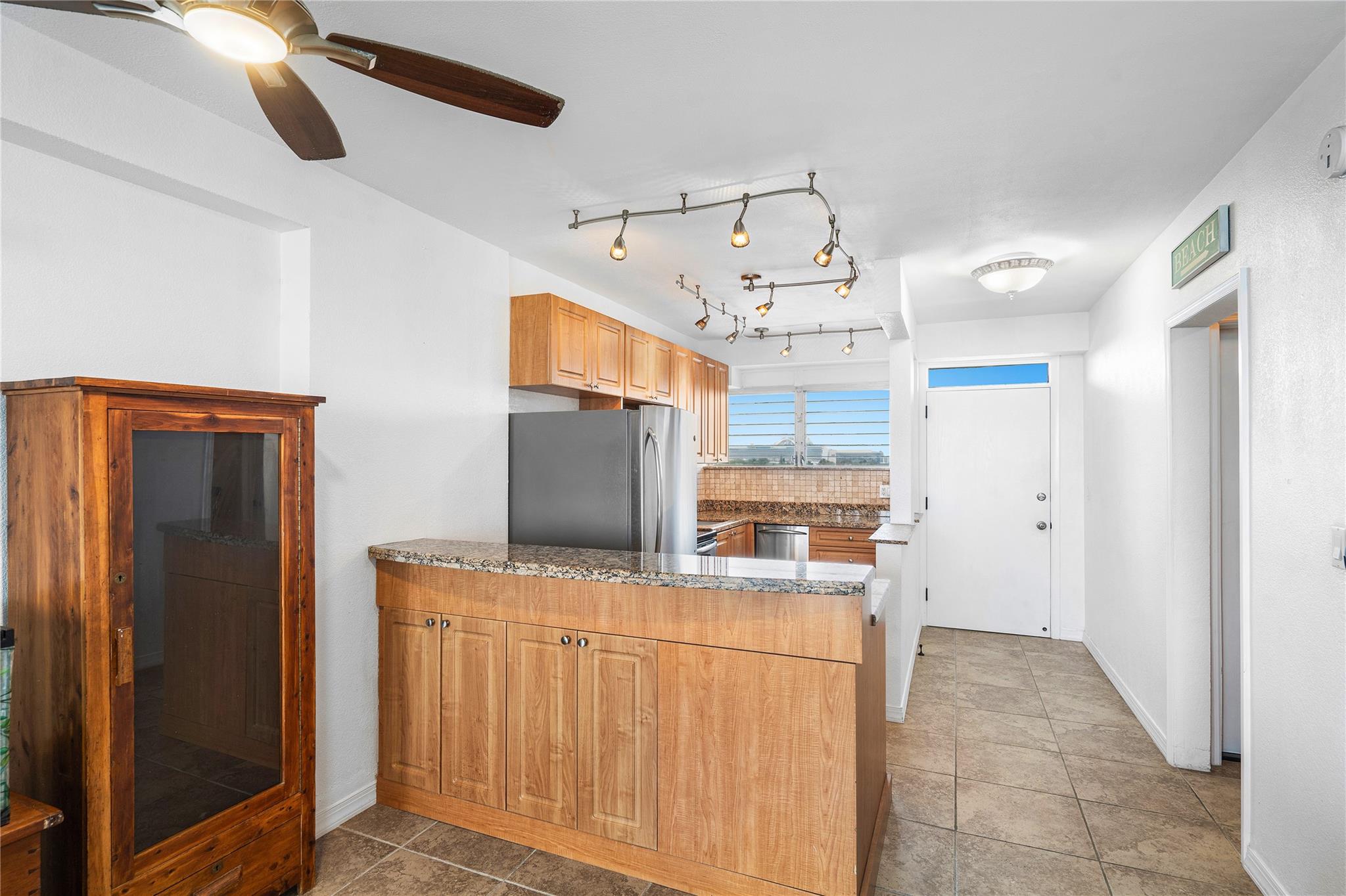 1900 S Ocean Dr 608 Property Photo 11